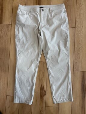 Eddie Bauer Woman’s Beige Casual Chinos